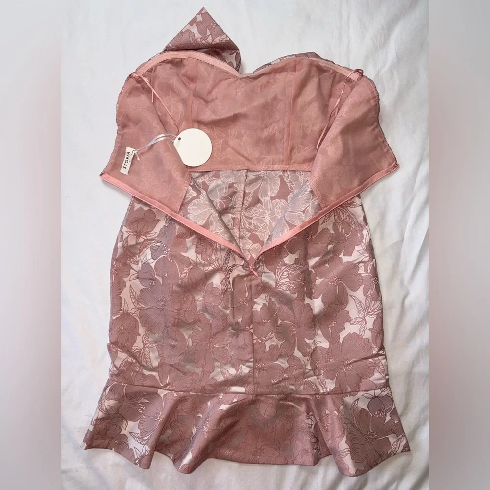Storia NWT Size M Blush Pink Floral Jacquard Bow Front Strapless Mini Dress - Picture 8 of 9